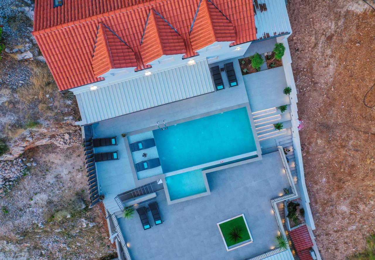 Villa Kruna With Breathtaking View มูร์วิซา ภายนอก รูปภาพ